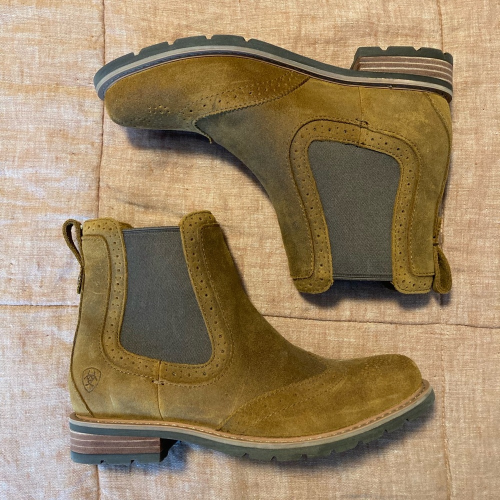 Ariat Wexford Brogue Chelsea Waterproof Boots NWOT